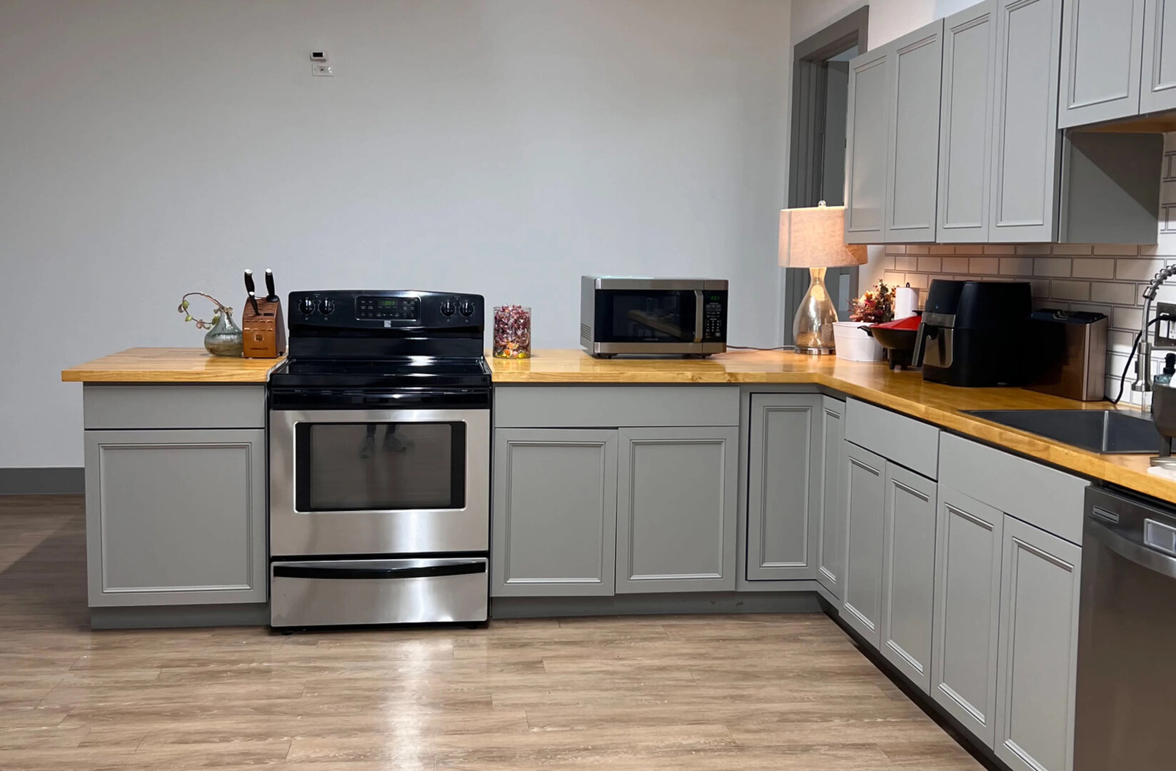 Kitchen & Coffee Bar